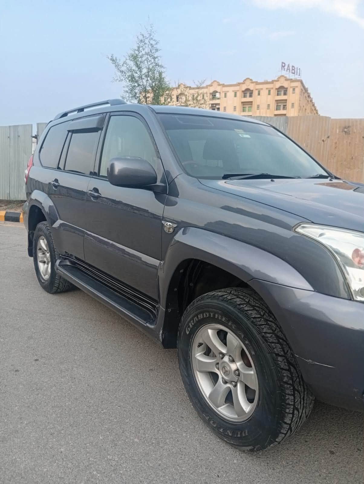 Toyota Land Cruiser Prado TXL 2002/2005 – 3.4L V6 Petrol | 7 Seater | Sunroof